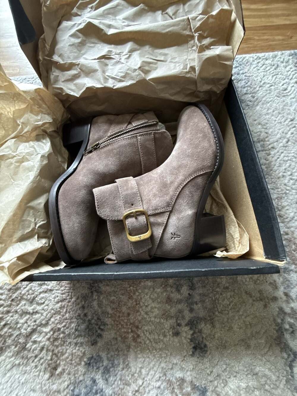 New Frye Piper Suede Ankle Booties in Taupe Size 5.5